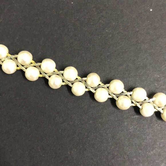 Dainty pearl chain choker necklace - Picture 3 of 3